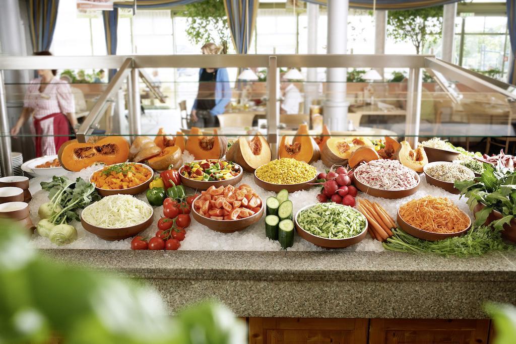 Landzeit Restaurant Voralpenkreuz Hotel Затлед Екстериор снимка